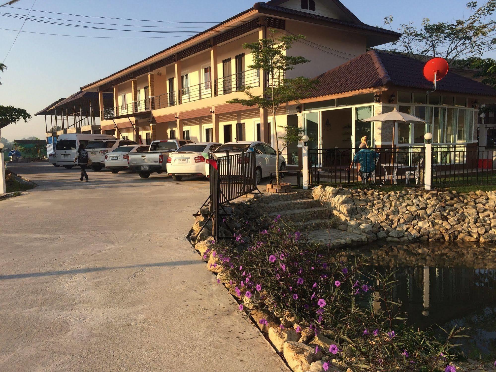 Thana Ville Resort Mae Sot Bagian luar foto